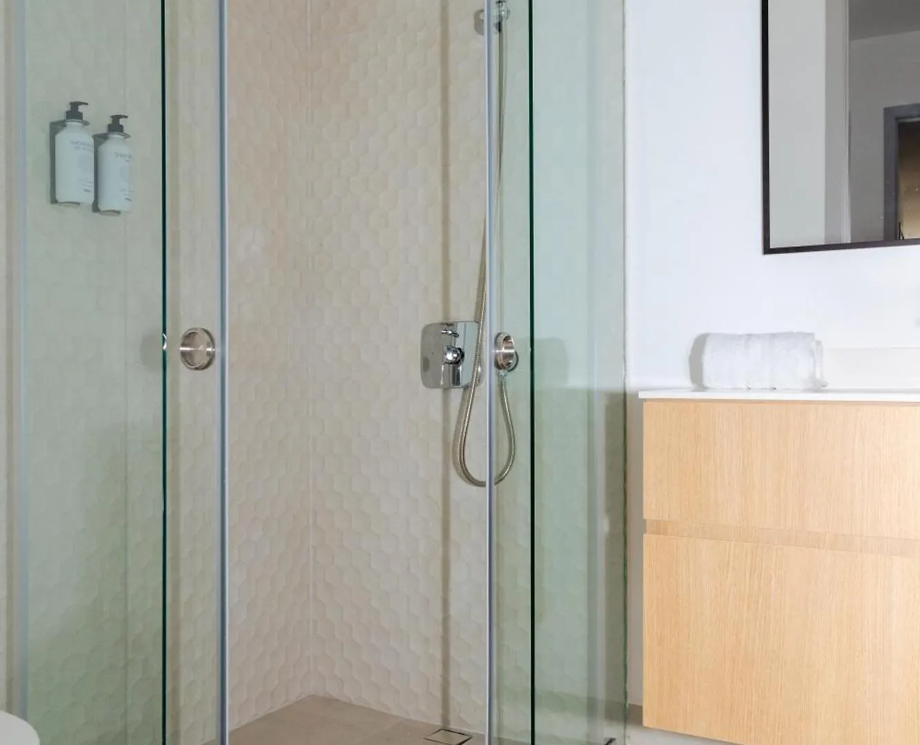 Top Rentals Qorner Quito 0*,  Ekvádor