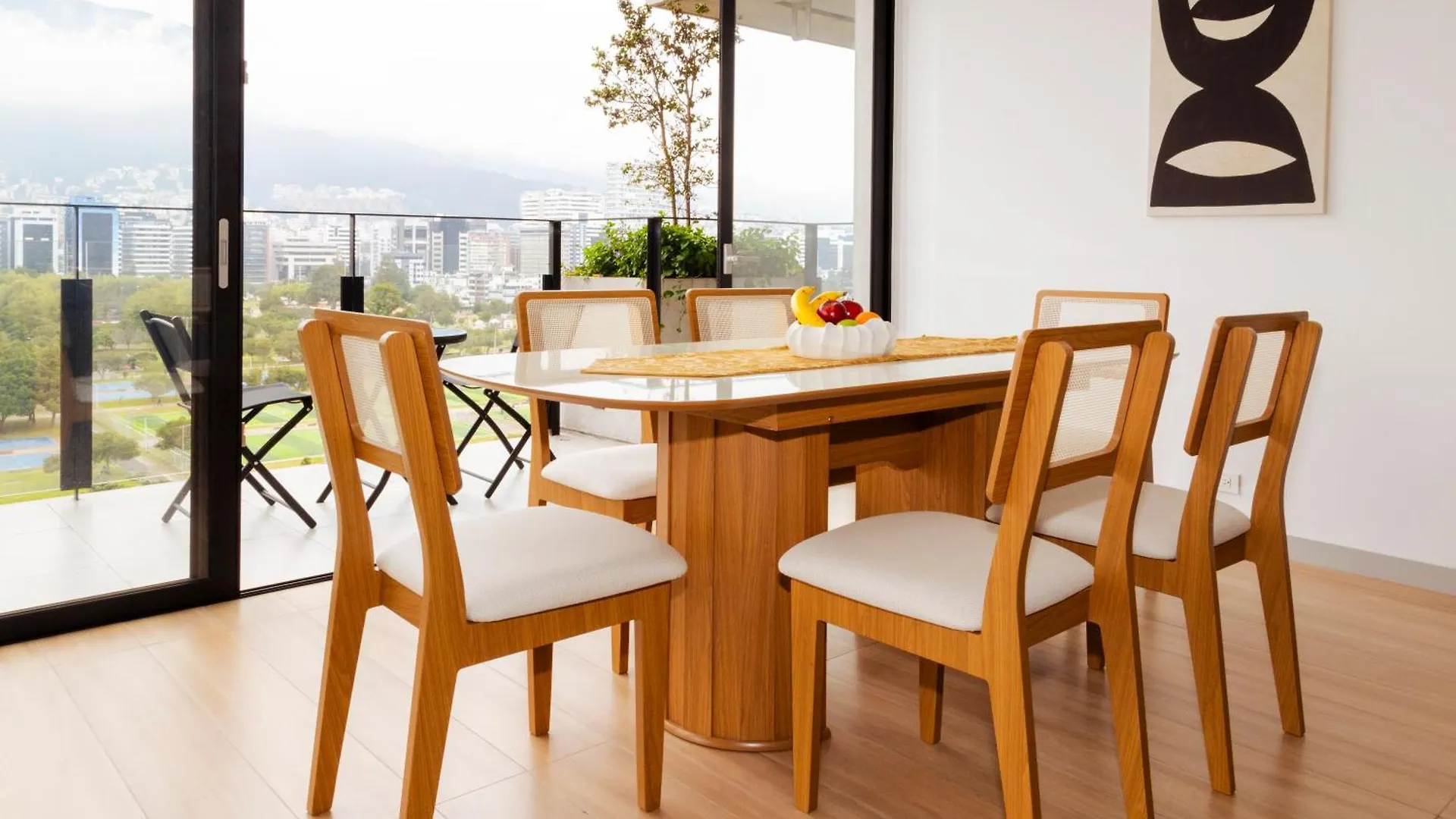 Top Rentals Qorner Quito Apartmán