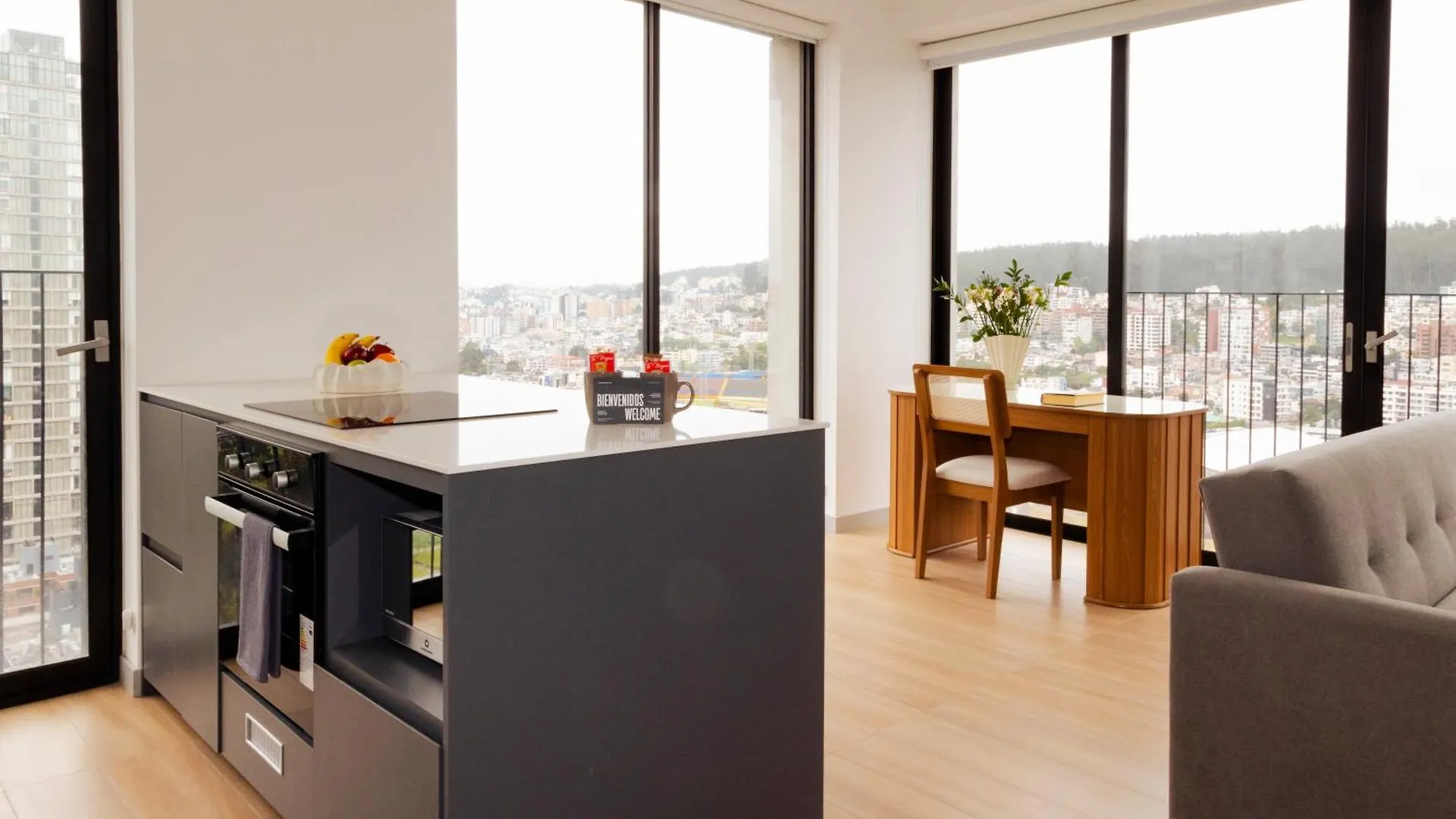 Top Rentals Qorner Quito